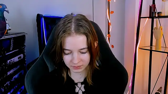 TinaDavil online show from December 2024 05:45:02 PM