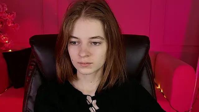 TinaDavil online show from December 2024 05:11:02 PM