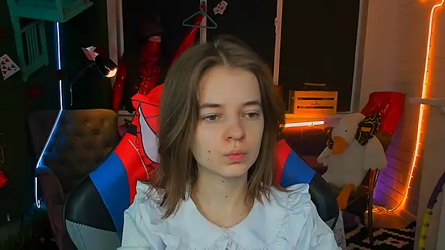 TinaDavil online show from February 2025 01:05:01 PM