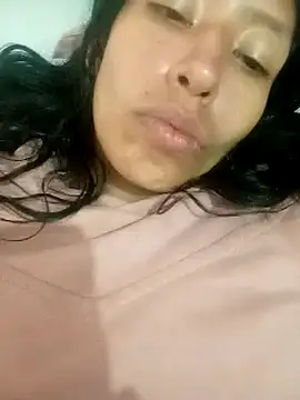 karolinee 66  online show from December 2024 02:48:02 AM