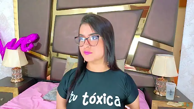 ZoehRoux online show from March 2025 07:11:01 AM