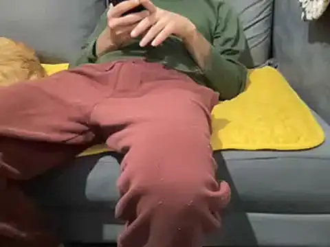 4small4inchlol online show from February 2025 05:48:01 PM