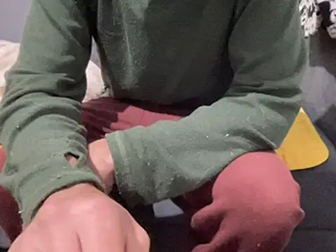 4small4inchlol online show from February 2025 07:49:01 PM