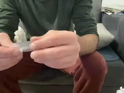 4small4inchlol online show from February 2026 08:01:02 PM