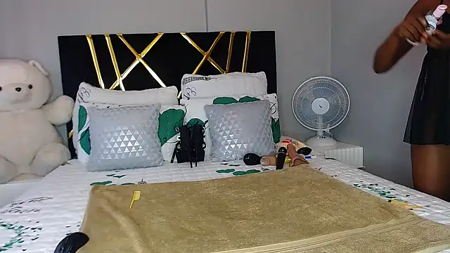 MissBigNipples online show from February 2025 05:35:01 AM