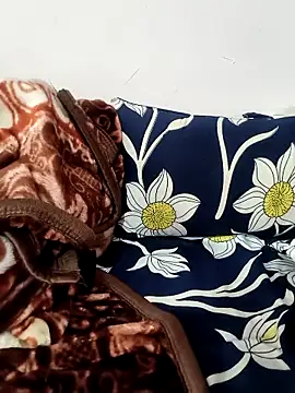 Snapshot of beautiful_himanshi2 chatting on December 2025 04:18:02 AM beautiful himanshi2 online show from December 2025 04:18:02 AM