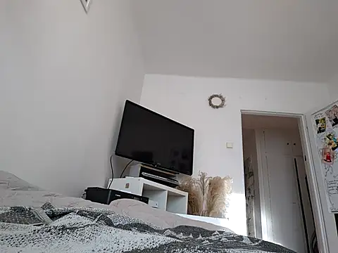 Snapshot of brbrrbrbrb chatting on February 2026 08:12:01 AM brbrrbrbrb online show from February 2026 08:12:01 AM