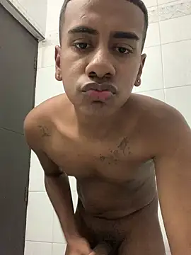 Snapshot of PatrickWest chatting on December 2024 09:46:01 PM PatrickWest online show from December 2024 09:46:01 PM