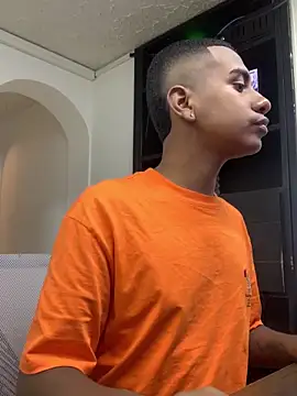 Snapshot of PatrickWest chatting on December 2024 06:37:01 PM PatrickWest online show from December 2024 06:37:01 PM