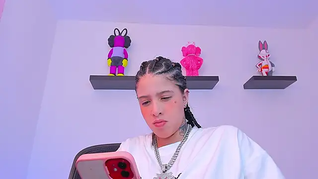 Gangster Girl online show from February 2025 09:23:01 PM