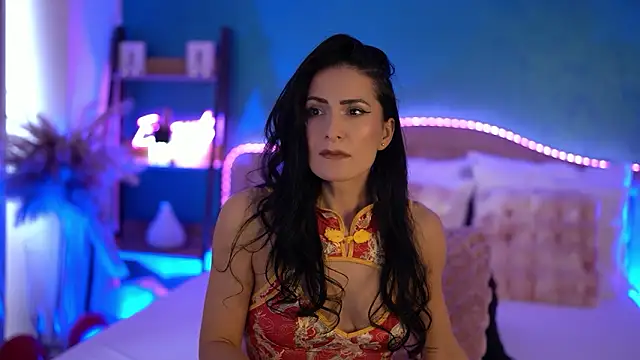 RaisaVawn online show from February 2026 06:55:02 AM