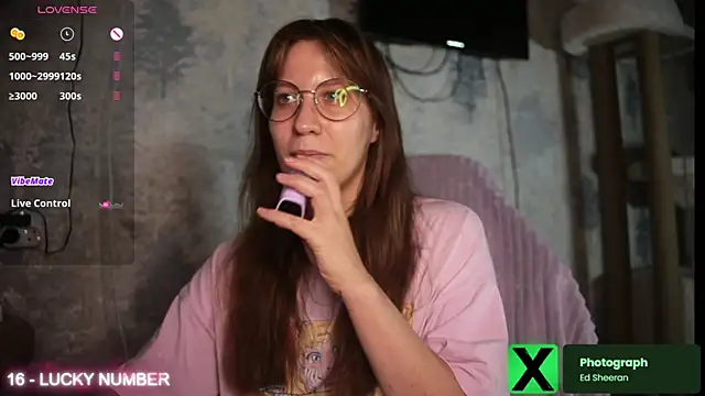 ms allison w online show from November 2025 06:52:02 PM