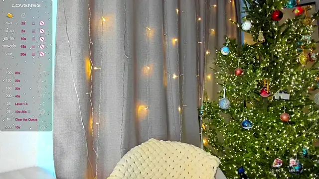 Maya Willis online show from December 2024 08:15:02 AM