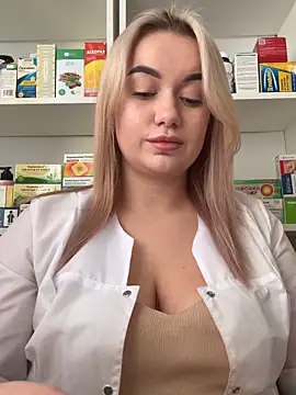 Maya Willis online show from November 2025 05:31:01 AM