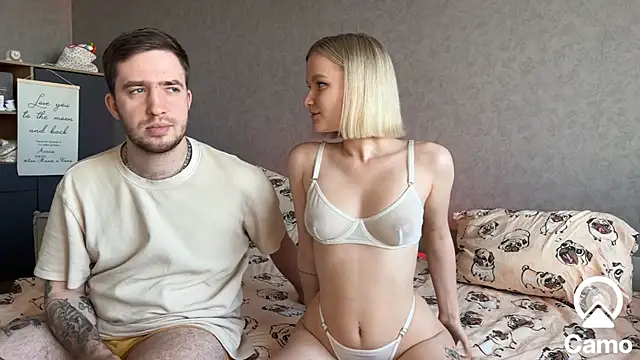 Adelovenick online show from December 2024 11:18:02 AM