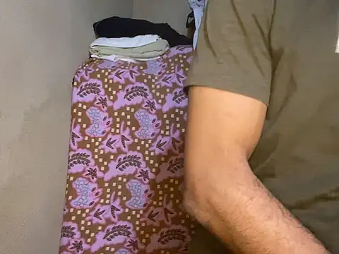 Snapshot of GaaTto chatting on March 2025 02:38:02 AM GaaTto online show from March 2025 02:38:02 AM