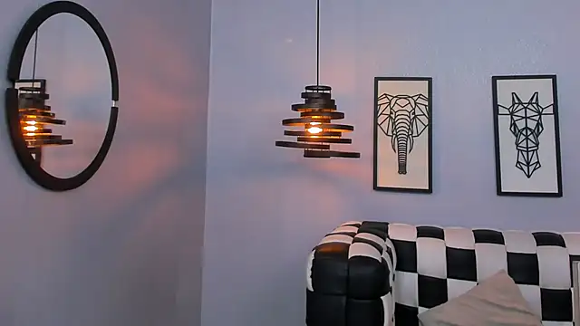 Snapshot of SARAFOXX_ chatting on December 2024 11:41:01 AM SARAFOXX online show from December 2024 11:41:01 AM