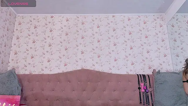 AvrillThomas online show from March 2025 02:56:02 PM