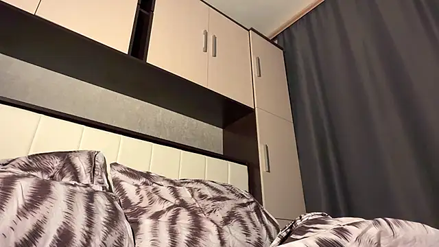 Snapshot of princeofsuccubs chatting on April 2026 07:27:01 PM princeofsuccubs online show from April 2026 07:27:01 PM