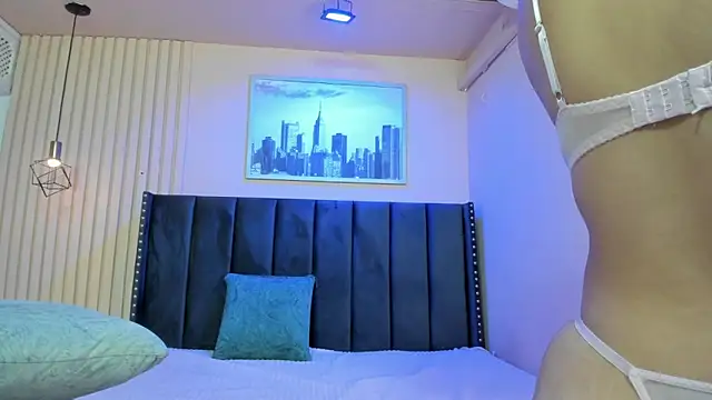 viiolett lee online show from March 2026 07:42:01 PM