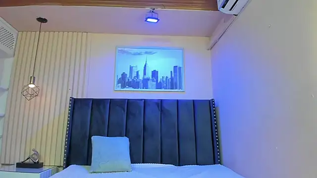 viiolett lee online show from March 2026 08:41:02 PM