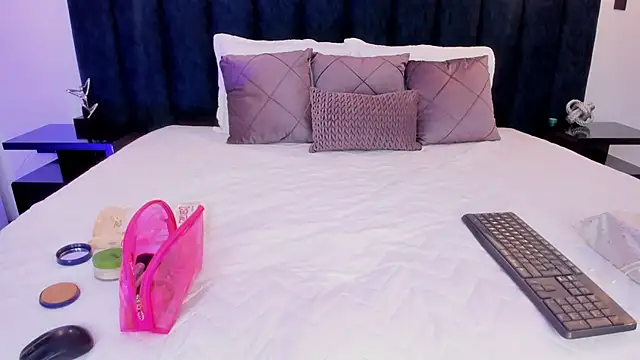 susyy7 online show from March 2026 03:34:01 AM