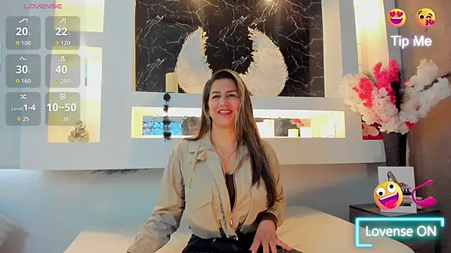 Snapshot of Cinthya_mjs chatting on October 2025 12:01:02 PM Cinthya mjs online show from October 2025 12:01:02 PM