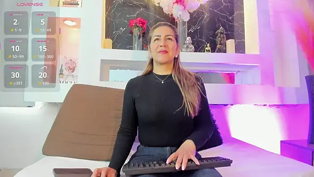 Snapshot of Cinthya_mjs chatting on April 2026 12:11:02 PM Cinthya mjs online show from April 2026 12:11:02 PM