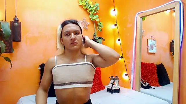 Snapshot of aslyhernandez_7 chatting on December 2024 11:22:02 AM aslyhernandez 7 online show from December 2024 11:22:02 AM