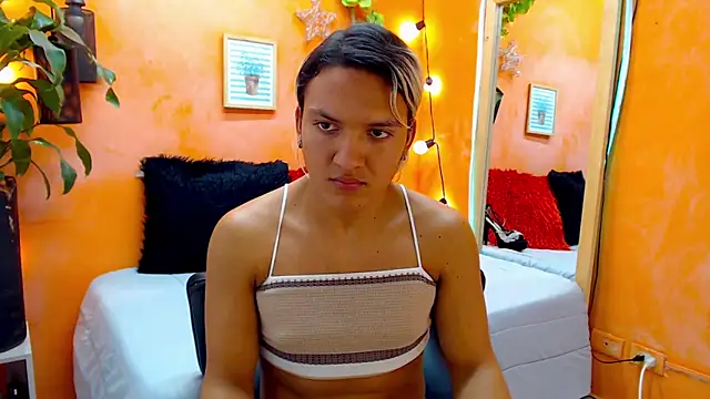 Snapshot of aslyhernandez_7 chatting on January 2025 05:53:01 PM aslyhernandez 7 online show from January 2025 05:53:01 PM