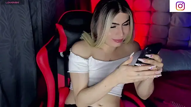 Snapshot of saskya chatting on April 2026 03:23:01 AM saskya online show from April 2026 03:23:01 AM