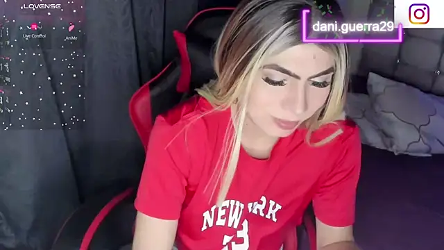 Snapshot of saskya chatting on April 2026 03:42:01 AM saskya online show from April 2026 03:42:01 AM