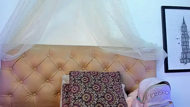 Redpandaa  online show from December 2024 02:12:01 PM