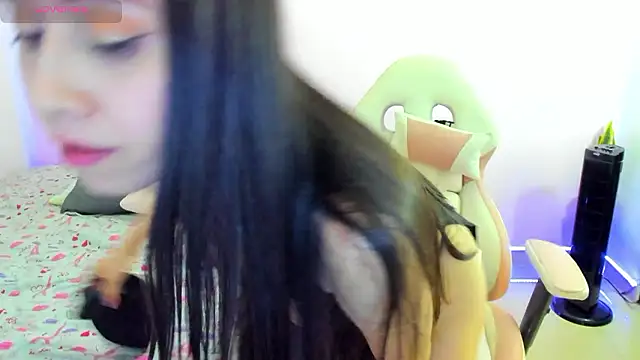 Snapshot of sophie_pazz chatting on December 2024 01:40:01 AM sophie pazz online show from December 2024 01:40:01 AM