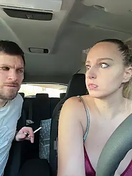 Snapshot of thats_lou chatting on January 2025 01:44:02 PM thats lou online show from January 2025 01:44:02 PM