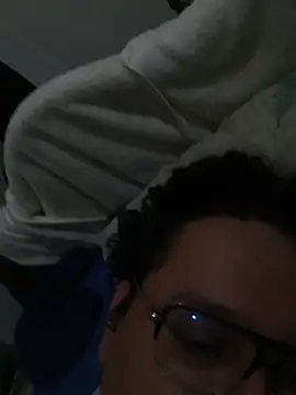 Snapshot of beautiful_hands_ chatting on April 2026 03:31:02 AM beautiful hands online show from April 2026 03:31:02 AM