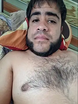 Snapshot of ElDeLaBarba11 chatting on September 2025 08:30:02 PM ElDeLaBarba11 online show from September 2025 08:30:02 PM