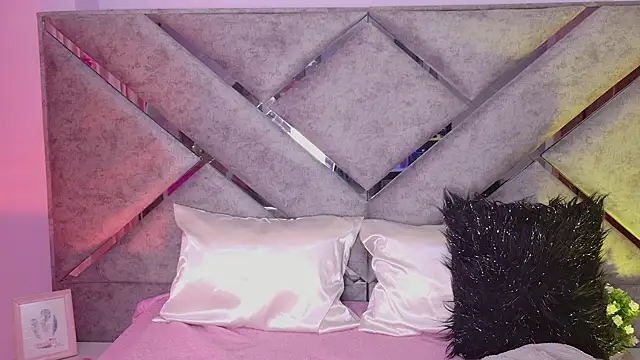 Elith noa online show from February 2026 03:05:01 AM