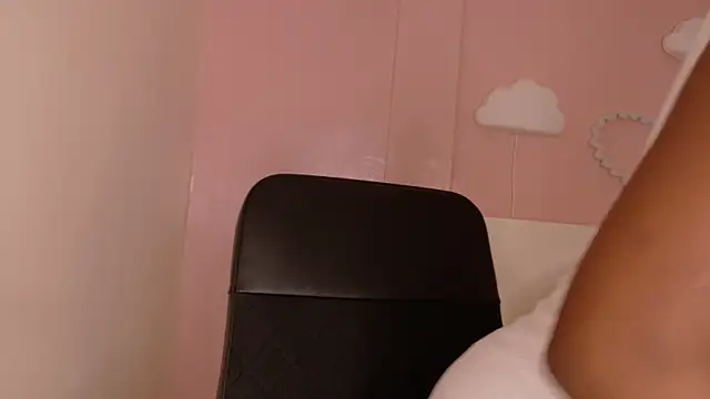 Snapshot of briannajackson_ chatting on November 2025 07:47:02 PM briannajackson online show from November 2025 07:47:02 PM