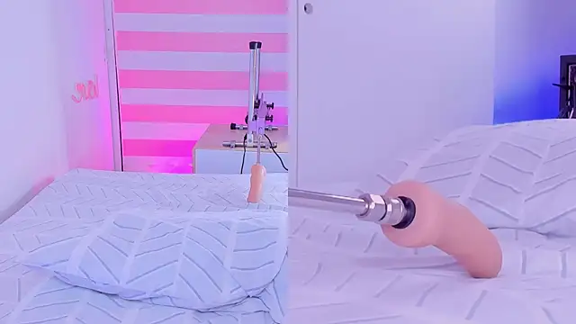 pamela cm online show from March 2025 11:06:02 AM