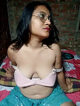 Snapshot of Cuterinki chatting on April 2026 08:12:02 PM Cuterinki online show from April 2026 08:12:02 PM