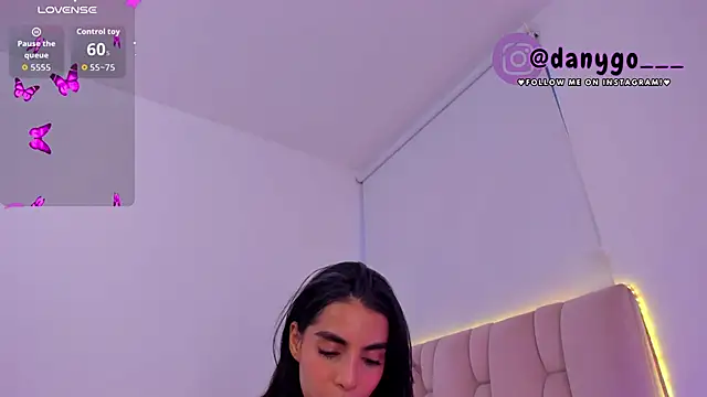 ZarianaEvanz online show from November 2025 10:23:01 PM