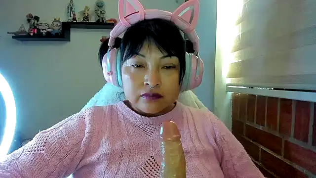 Shaddycute  online show from June 2026 12:49:01 PM