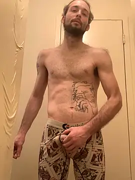 Snapshot of J3sus721 chatting on February 2025 01:09:02 PM J3sus721 online show from February 2025 01:09:02 PM