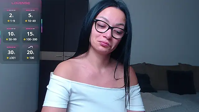 Snapshot of BabySerene chatting on February 2026 02:37:02 AM BabySerene online show from February 2026 02:37:02 AM