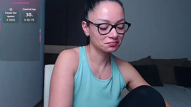 Snapshot of BabySerene chatting on February 2026 05:06:02 AM BabySerene online show from February 2026 05:06:02 AM