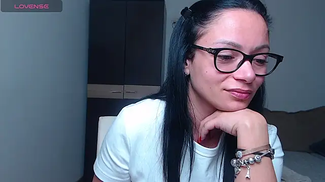 Snapshot of BabySerene chatting on March 2026 03:24:02 AM BabySerene online show from March 2026 03:24:02 AM