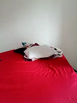 Snapshot of LEIRIS_Y_FRED_01 chatting on October 2025 12:39:02 PM LEIRIS Y FRED 01 online show from October 2025 12:39:02 PM