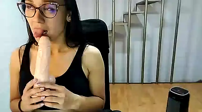 Jessie Desire online show from February 2025 06:28:01 AM