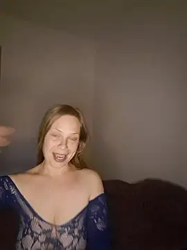 katiestevens online show from September 2025 09:19:02 PM